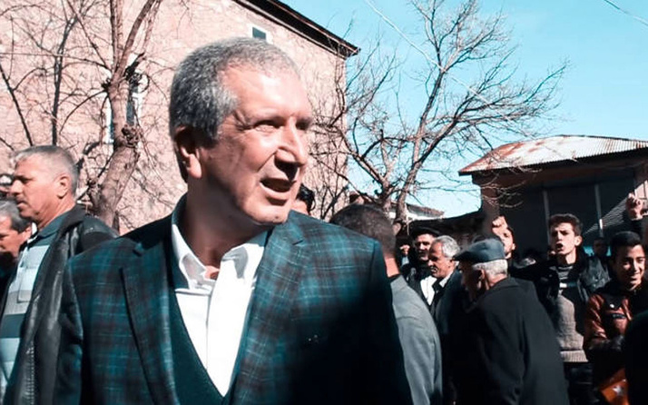 Çüngüş Belediye Başkanı Ali Suat Akmeşe Saadet Partisi'nden istifa etti