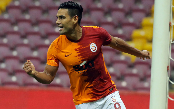 Radamel Falcao'ya sürpriz çağrı: Galatasaray'ı bırak bize gel