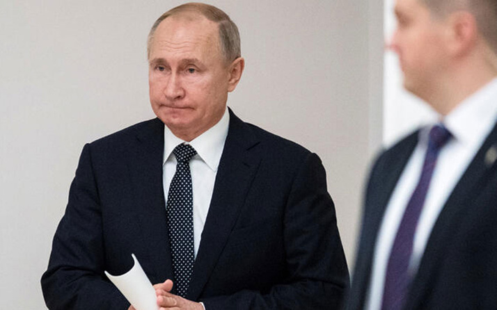 Vladimir Putin'i terleten başkan sorusu