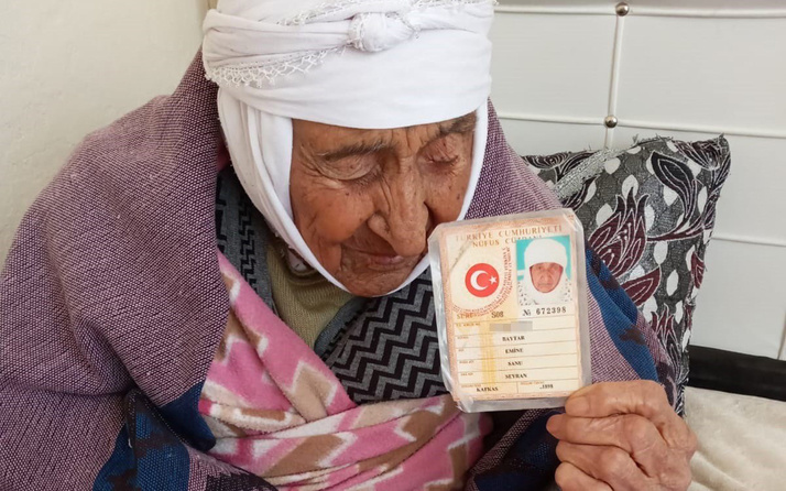 Türkiye’nin en yaşlı kadını Van'da hayatını kaybetti