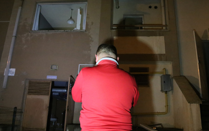 Kocaeli'de apartman dairesinde doğalgaz bomba gibi patladı: 1 ağır yaralı