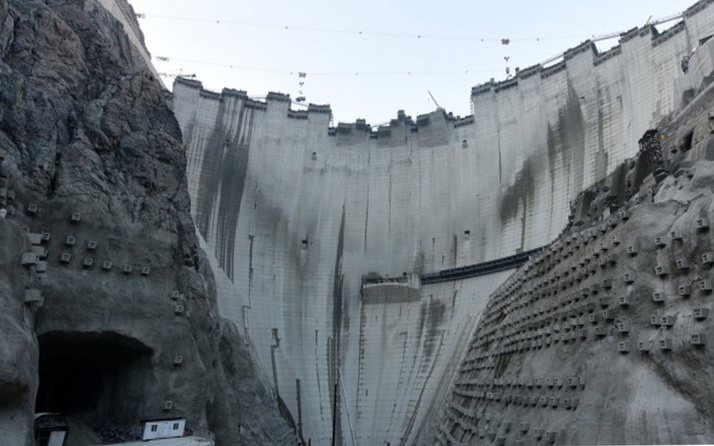 Türkiye'nin en yükseği olacak! Yusufeli Barajında son 7 metreye girildi