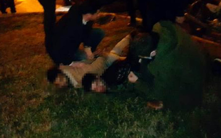 Edirne'de 7 kilometrelik kovalamaca! Polis yakalayıp ters kelepçeyle gözaltına aldı