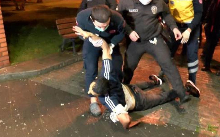 Zeytinburnu'nda yabancı uyruklu kişiye gasp şoku! Kolundan yaralandı