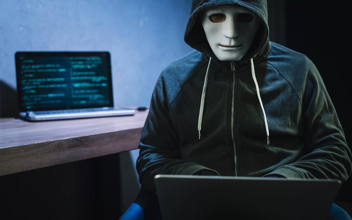 Hackerlar hesaplara saldırdı! Milyarlarca şifre internete sızdırıldı