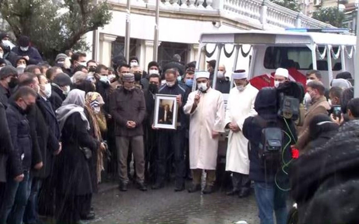 Kadir Topbaş'a veda! Fatih Camii'ndeki cenaze namazına Erdoğan da katılacak
