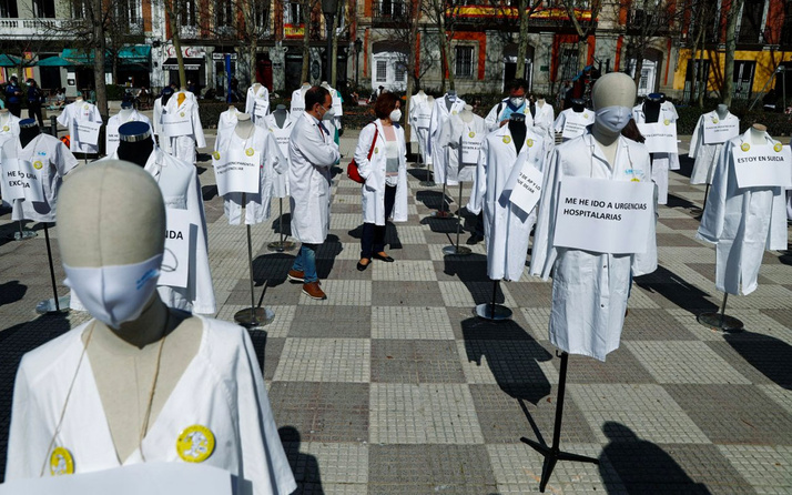Madrid'de doktorlar süresiz greve başladı