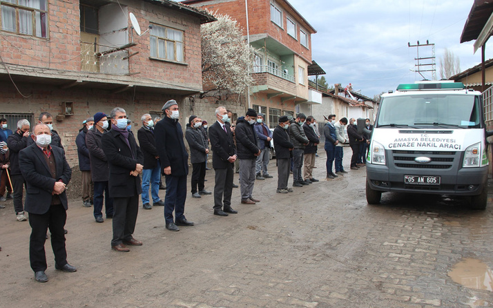 Amasya'dan acı haber! Kovid-19'a yakalanan ve 7 aylık bebeği sezaryenle alınan kadın öldü