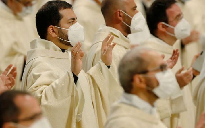 Vatikan'da yolsuzluğa karşı 40 euro'nun üzerinde hediye kabul etmek yasaklandı