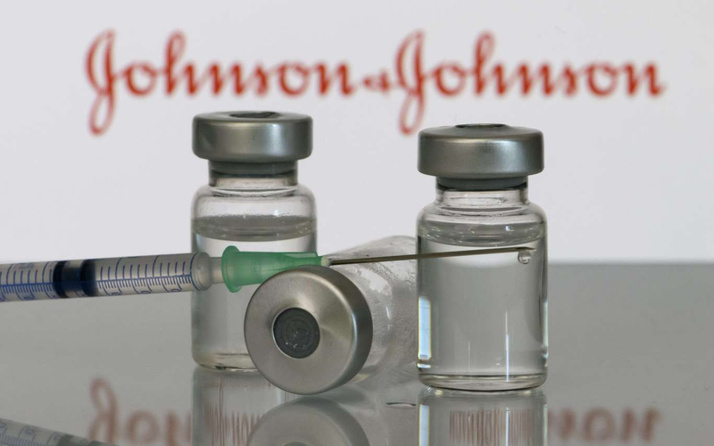 İngiltere'den Johnson and Johnson koronavirüs aşısına onay