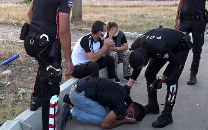 Antalya'da uyuşturucuyla yakalandı! Polise 'Gençliğim çürüsün istemiyorum' diye yalvardı