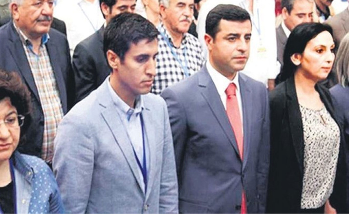 Selahattin Demirtaş'ın sağ kolu Kamuran Yüksek ve eski HDP'li vekil Nadir Yıldırım kırmızı listede