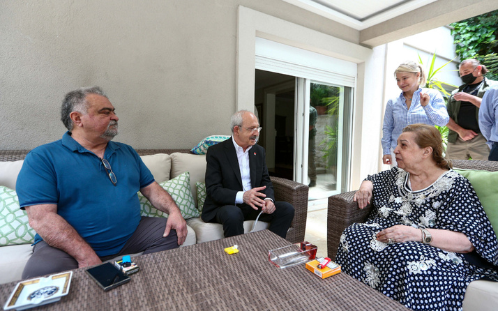 Kemal Kılıçdaroğlu Özal ailesini ziyaret etti