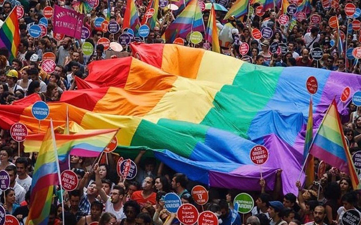 Türkiye Aile Meclisi'nden iddialı çıkış! Eşcinsellik terör suçu sayılmalı