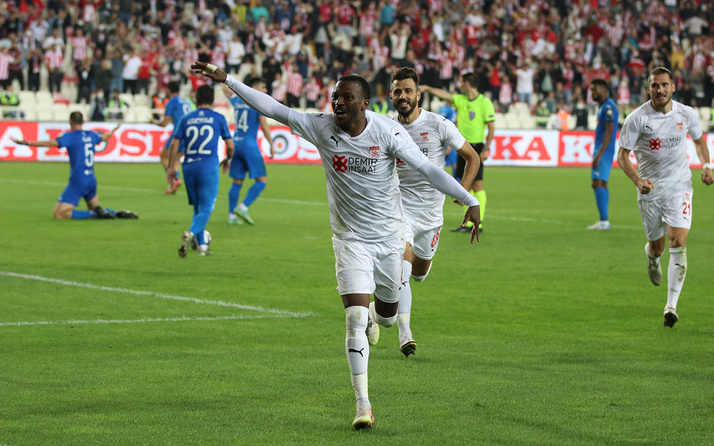UEFA Konferans Ligi'nde Dinamo Batum ile berabere kalan Sivasspor turladı