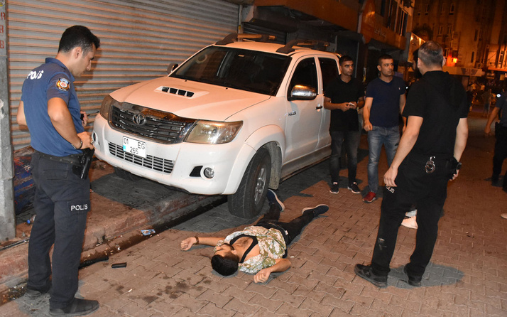 Adana'da iki grup arasında silahlı kavga: 1 yaralı