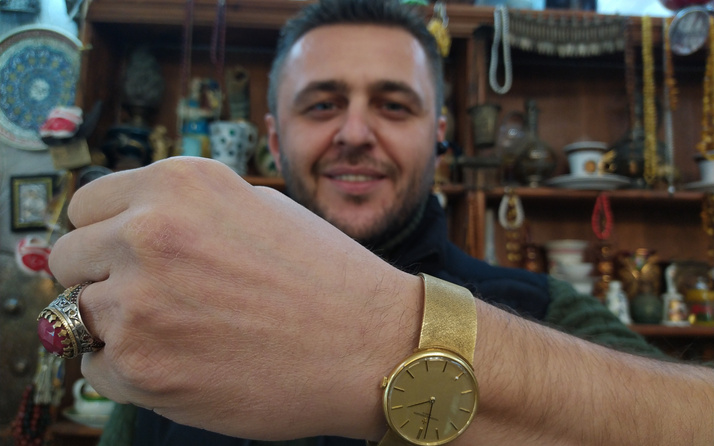 Bursa'da bu saatin fiyatını duyan inanamadı: Altından yapıldı 100 yıllık