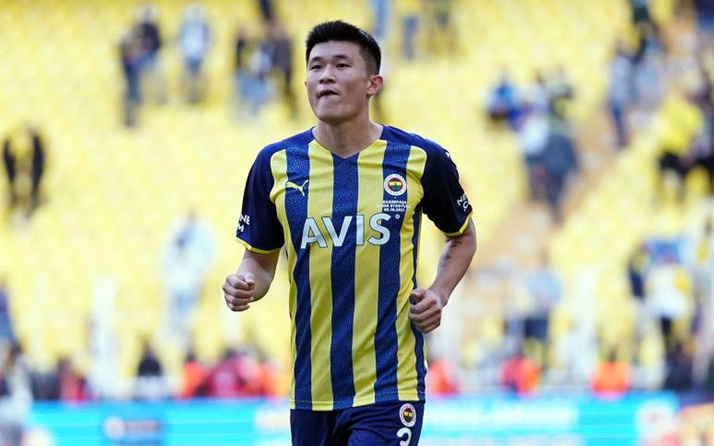 Fenerbahçe'nin başarılı savunma oyuncusu Kim Min-Jae'ye İtalyan ekibi talip oldu