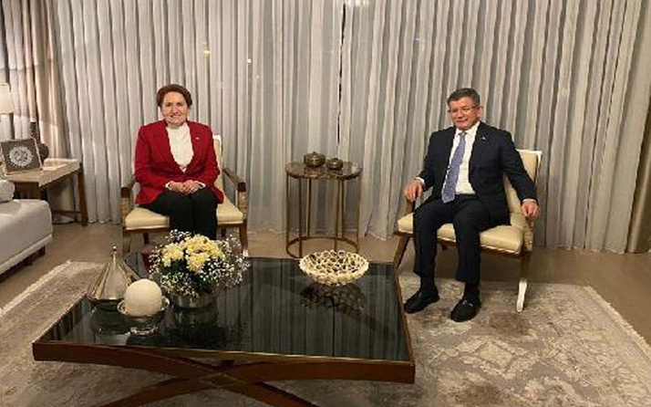 İYİ Parti Genel Başkanı Meral Akşener Ahmet Davutoğlu'nu evinde ziyaret etti