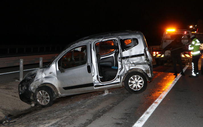 Karaman'da yola çıkan köpeğin yol açtığı kazada 1 kişi öldü 3 kişi yaralandı