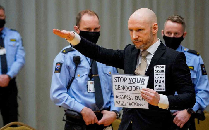 77 kişinin katili Breivik tahliyesini istedi, psikiyatr karşı çıktı