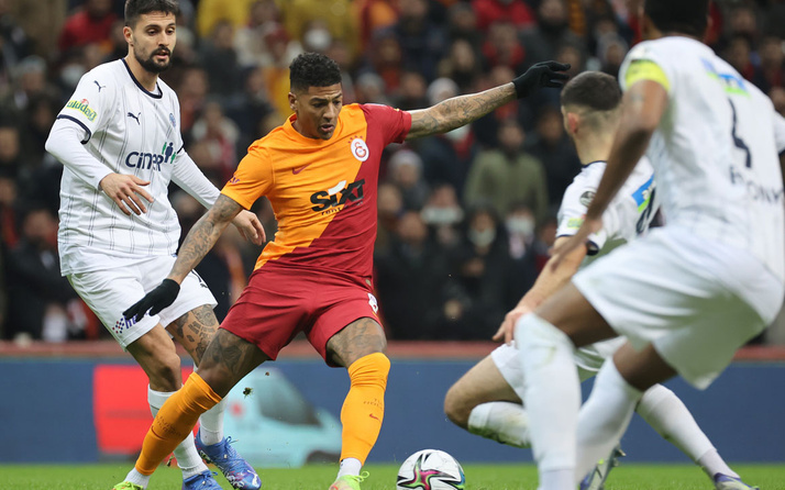 Galatasaray, sahasında Kasımpaşa'ya 3-1 mağlup oldu