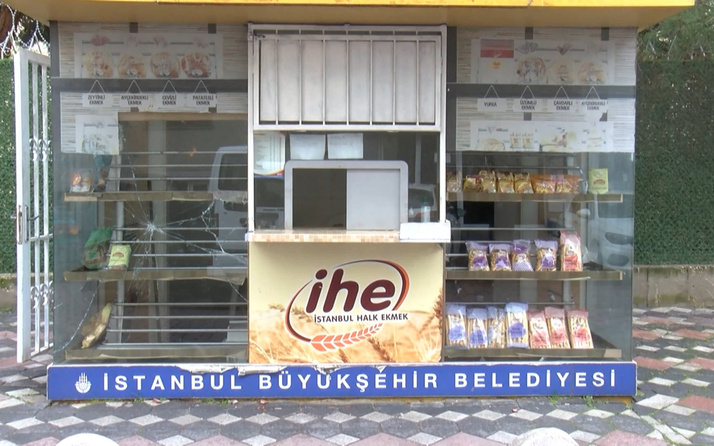 Zeytinburnu'nda halk ekmek büfesine saldırı: Fırıncılar aç mı kalacak?