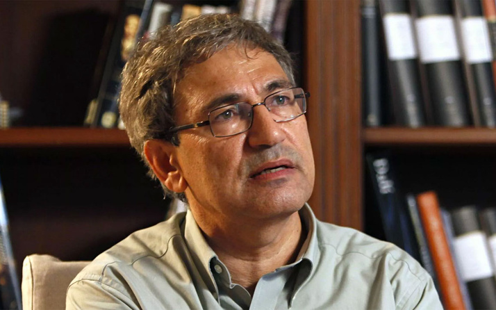 Orhan Pamuk'tan Sezen Aksu'ya tam destek! Hepimizin gururudur