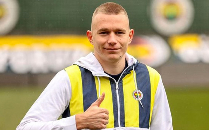 Fenerbahçe'nin yıldızı Attila Szalai için İngiliz kulübü kesenin ağzını açtı