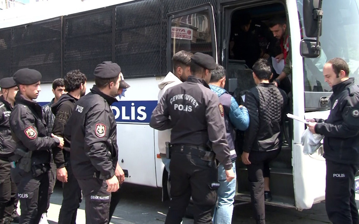 3 bin kaçak göçmen yakalandı Emniyet Jandarma ve Sahil Güvenlik'ten ülke geneli operasyon