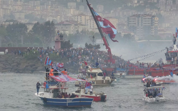 FIFA'dan Trabzonspor paylaşımı: Şampiyonluk böyle kutlanır