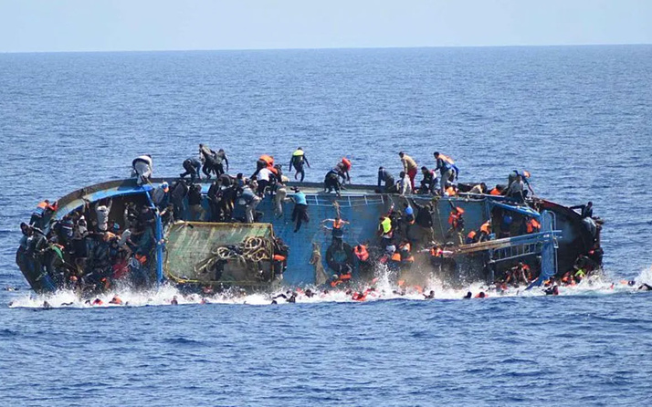 Tunus’ta düzensiz göçmenleri taşıyan tekne battı: Bir kişi öldü, 75 kişi kayıp