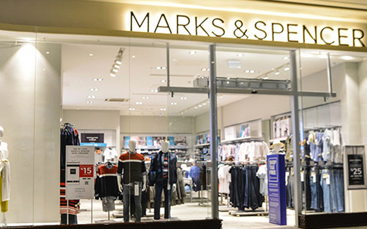 İngiliz giyim devlerinden Marks & Spencer 32 mağazasını kapatıyor