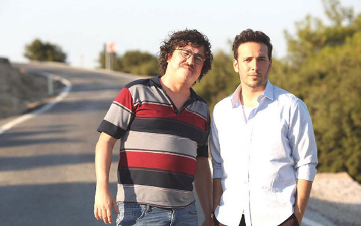 Oğuzhan Koç ve İbrahim Büyükak bomba sürprizi açıkladı yeni filmde...