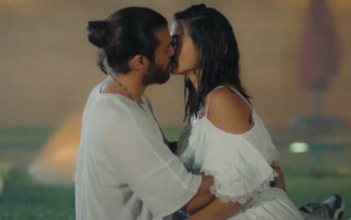 Erkenci Kuş oyuncusu Can Yaman'ı hastanelik eden öpüşme sahnesi!