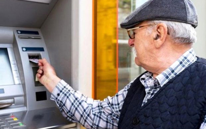 Emeklinin Ocak zammı netleşmeye başlıyor yüzde 14