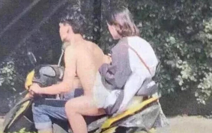 Onları bu halde görenler şoke oldu motosikletin üzerinde akılalmaz kare