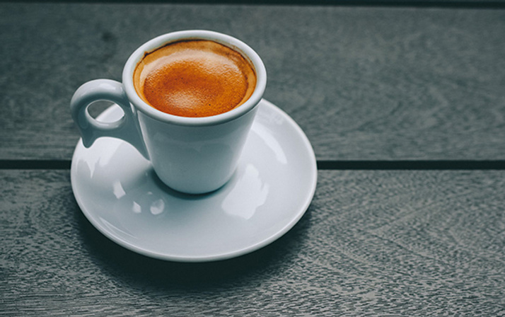 Sabahları uyanır uyanmaz kahve içiyorsanız dikkat