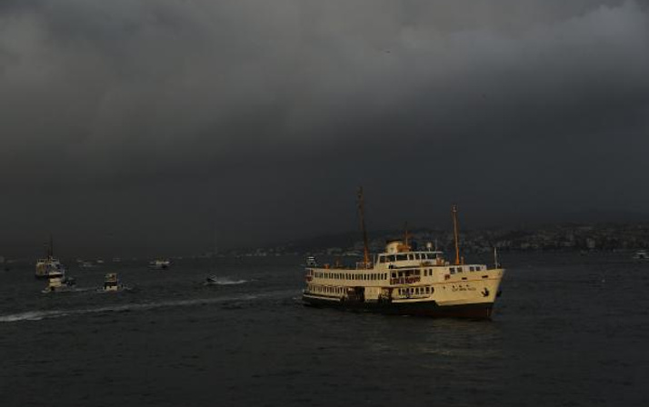 Meteoroloji'den İstanbul'da 10 ilçe için sel uyarısı