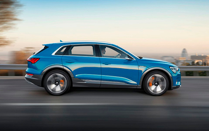 Audi ilk elektrikli modelini tanıttı
