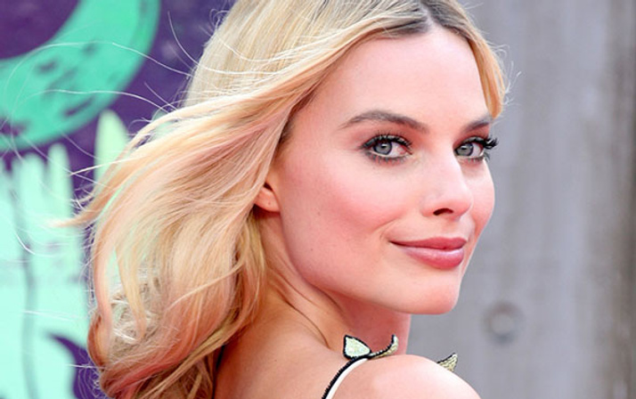 Margot Robbie, Barbie filminde Barbie’yi canlandıracak
