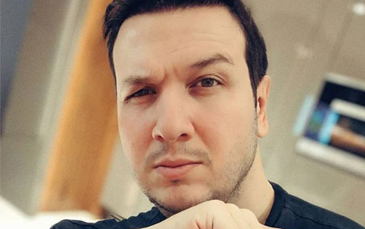 Şahan Gökbakar, Kıvanç Tatlıtuğ ve Tolgahan Sayışman'ı fena ti'ye aldı!