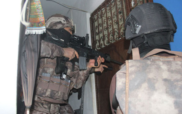 Terör örgütü HTŞ'ye şafak operasyonu! 300 polis katıldı