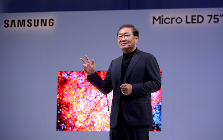 Samsung'dan televizyonda sınırları zorlayan yeni teknoloji