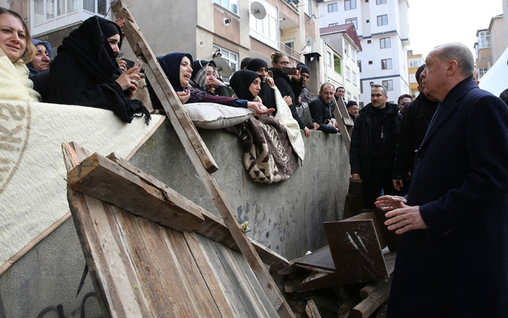 Erdoğan incelemelerde bulundu! İşte enkaz bölgesinden çarpıcı kareler