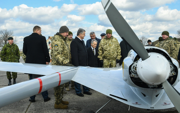 Bayraktar İHA Ukrayna'da başarıyla test edildi Poroşenko video paylaştı