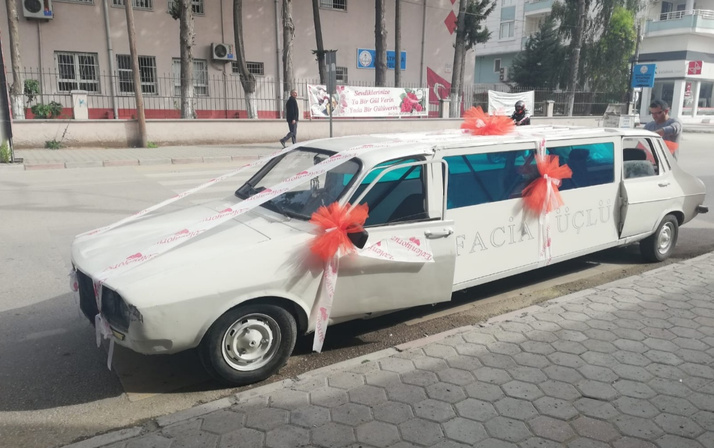Osmaniyeli gencin olay gelin arabası! Eski model otomobili limuzin yaptı