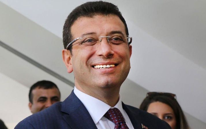 Ekrem İmamoğlu'nun mazbata alışını kutlayan ünlüler sosyal medyayı yıktı!