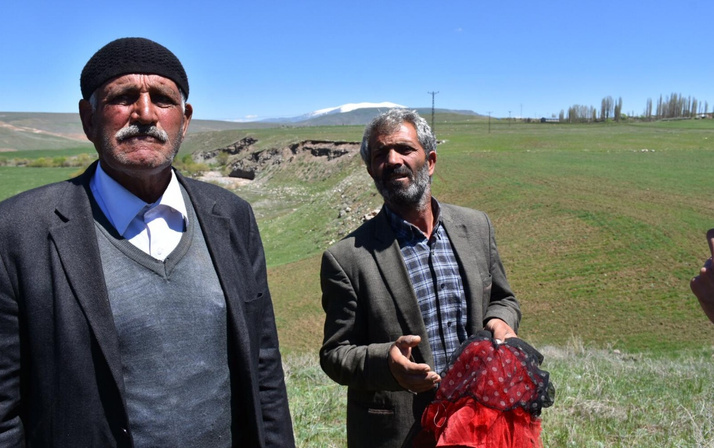Kars'ta kaybolan 3 yaşındaki Nurcan'dan kötü haber Dere kenarında eteği bulundu