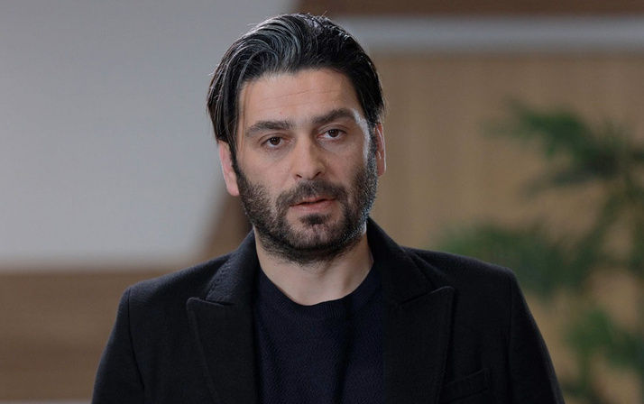EDHO son bölümde beklenmeyen 2 ayrılık diziyi izleyenler şaşkına döndü